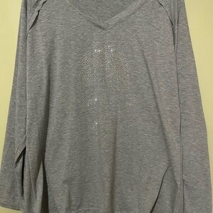 Gray V-Neck Long Sleeve Top. Comfy lightweight with sparkly skull design